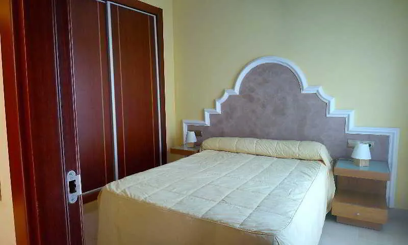 מאלגה Apartamentos Suites Oficentro דירה