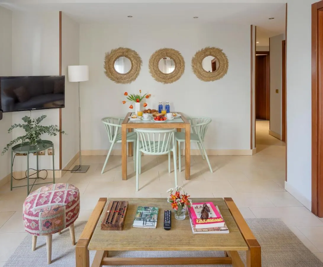 Apartamentos Suites Oficentro Málaga