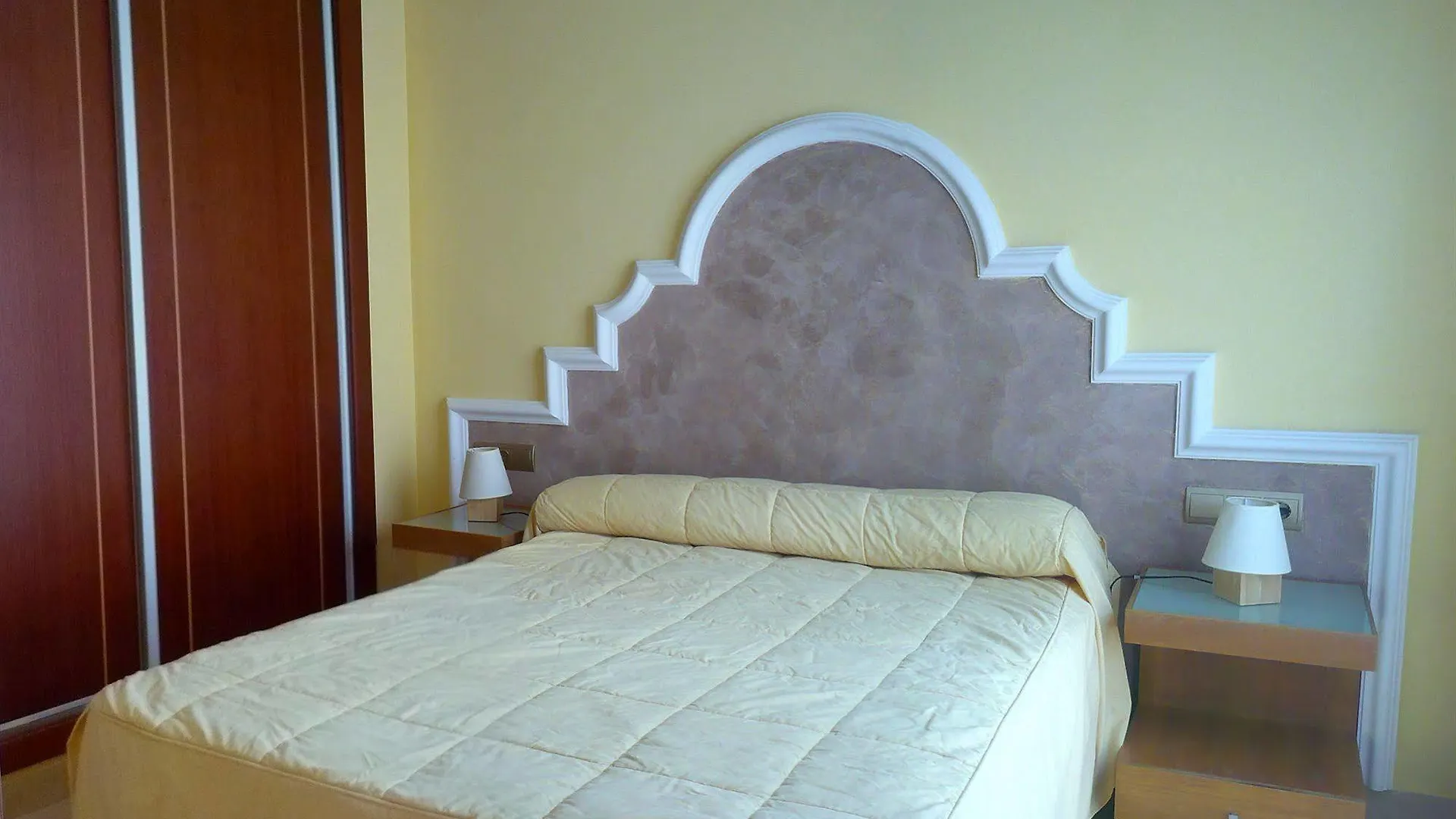 Apartamentos Suites Oficentro Málaga Spanien